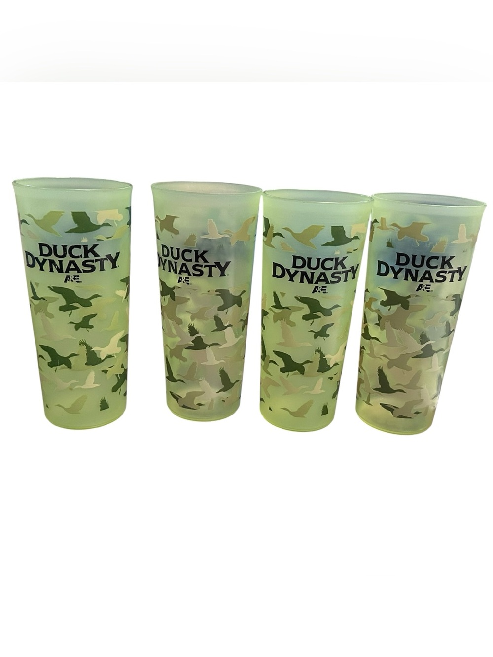 Duck Dynasty A&E 2013 Green Camo Duck Plastic Tumblers Set of 4